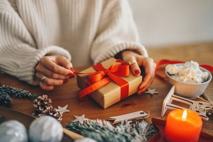 How To Buy The Perfect Gift, According To A Pro-Present Buyer | Huffpost Uk  Life