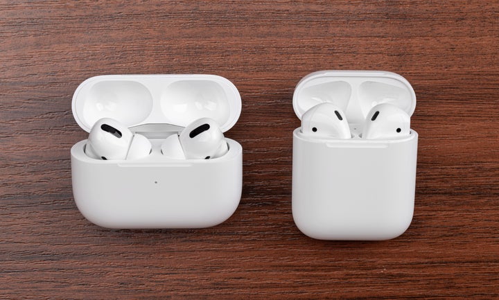 Airpods on best sale black friday 2020