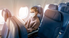 Which Airlines Are Blocking Middle Seats During Holiday Travel?