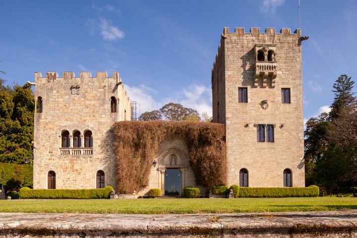 El Pazo de Meiras, pazo señorial que mandó construir la escritora Emilia Pardo Bazán y que fue residencia de verano del dictador.