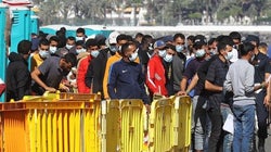 Canarias pide una política de derivaciones hacia el resto de España para compartir la carga de la