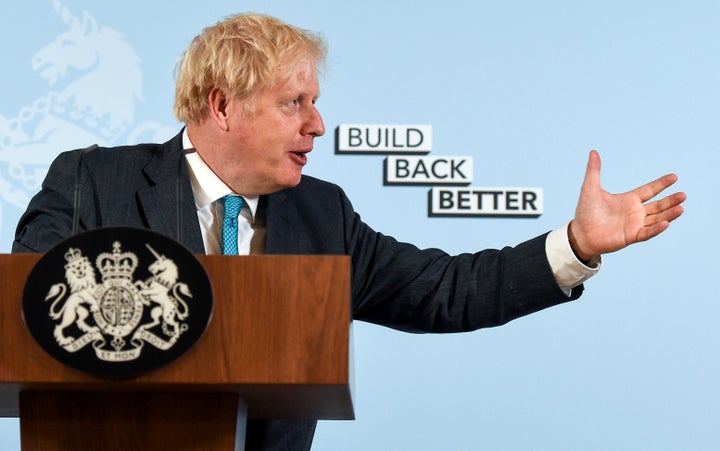 British Prime Minister Boris Johnson delivers a speech at Exeter College Construction Centre, Exeter, U.K., Sept. 29, 2020. Canada and Britain have struck an interim trade deal.