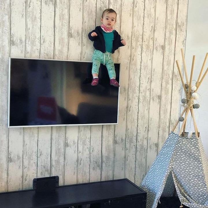 Ce Papa Belge Met En Scene Sa Fille Dans Des Situations Dangereuses Le Huffington Post Life Ce Papa Belge Met En Scene Sa Fille Dans Des Situations Dangereuses Le Huffington Post Life