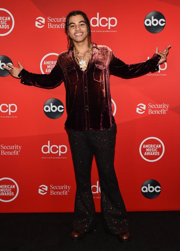 24kGoldn at the 2020 American Music Awards.