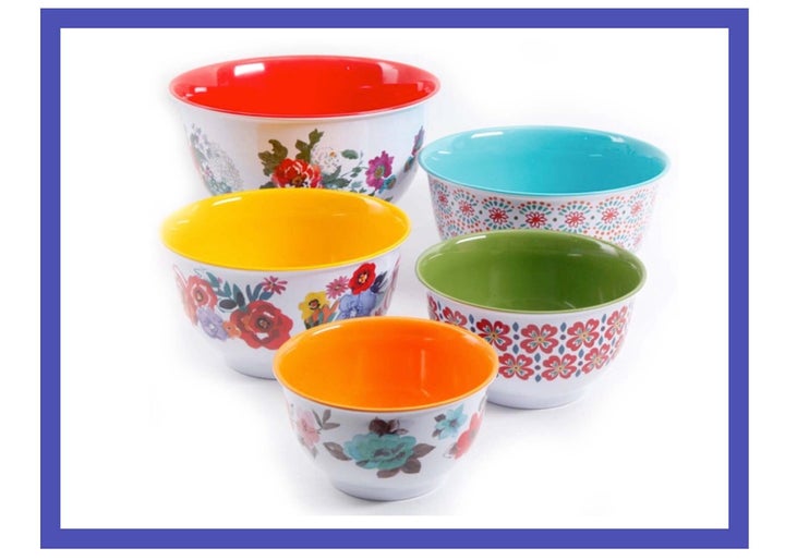 We Found These Pioneer Woman Bowls For Half-Off Today