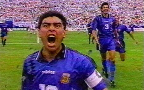 Maradona, en el partido Argentina contra Nigeria en 1994.