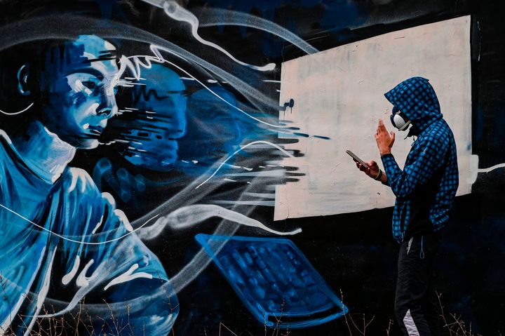 Τοιχογραφία του street artist SF με έμπνευση από το δεύτερο lockdown στην Ελλάδα (25 Νοέμβριου 2020) 