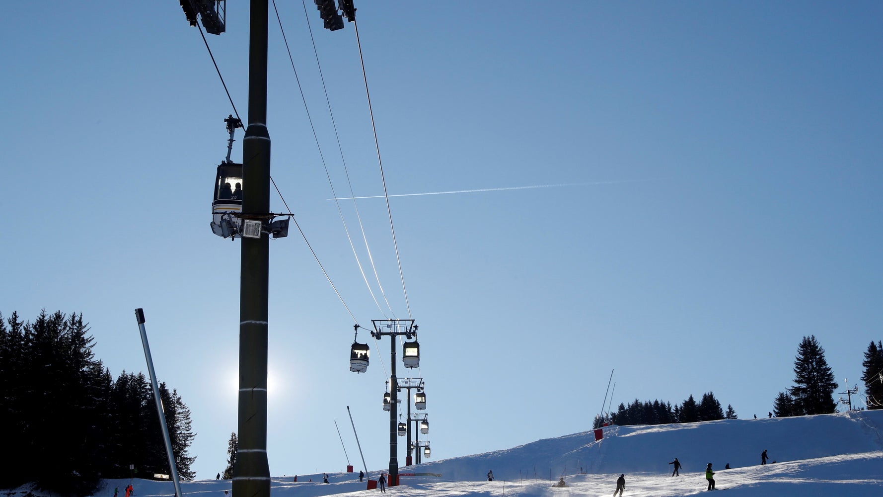 Estrosi veut réserver les stations de ski d'Isola 2000 et Auron aux habitants des Alpes-Maritimes