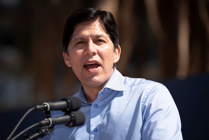 Kevin de León, a Los Angeles city councilman and former state Senate president, is an underdog in the bid to replace H
