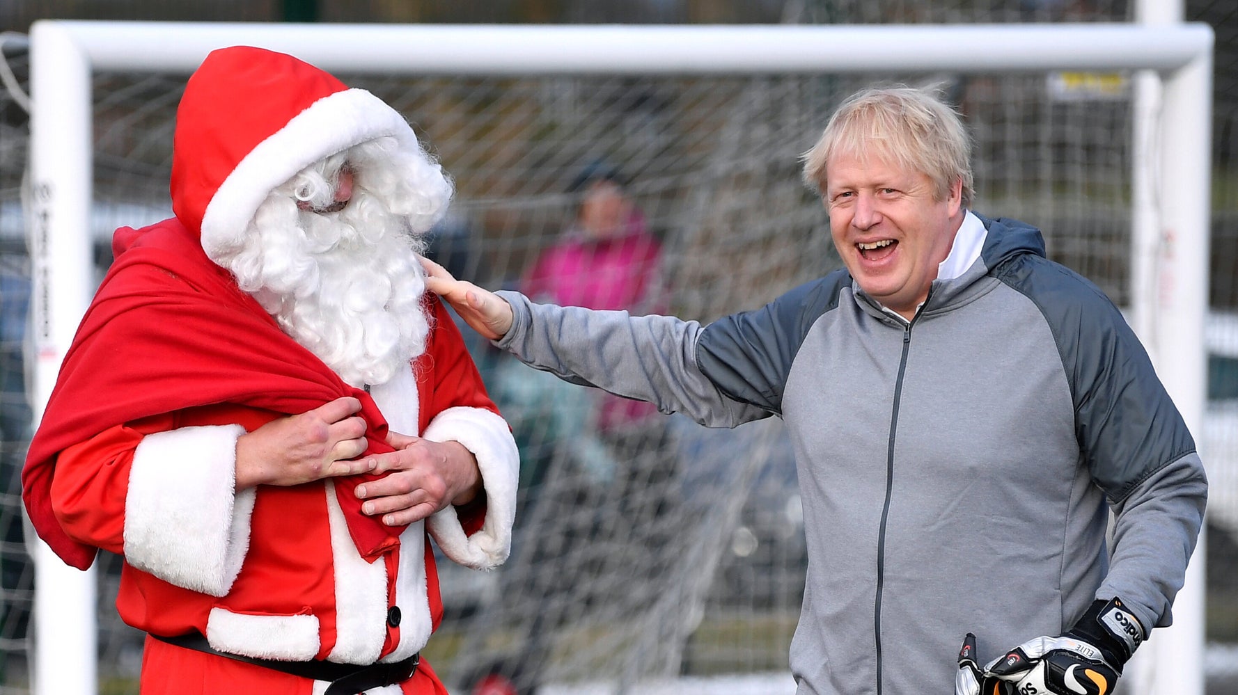 サンタは今年は来る と8歳児が手紙 英首相が粋な回答 ハフポスト