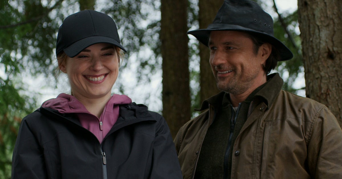 The 10 Most Popular Shows On Netflix Right Now (Nov. 30) | HuffPost Life