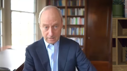 Yuval Noah Harari y Michael Sandel: 