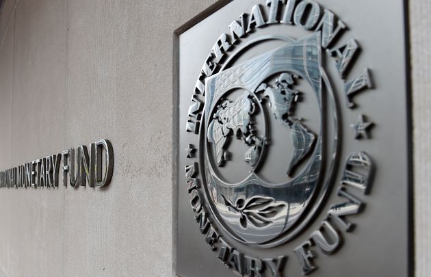 ΔΝΤ: Επαρκής σε μεσοπρόθεσμο επίπεδο η βιωσιμότητα του ελληνικού