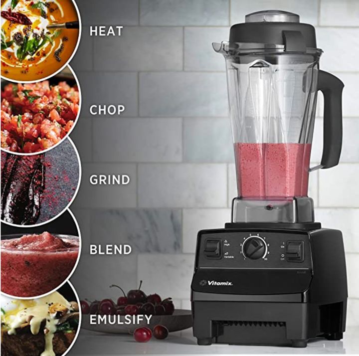 The Ninja smoothie blender is ready to emulsify