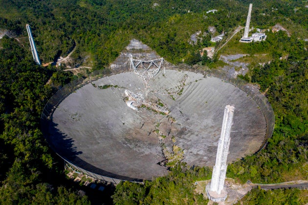 His historic radio telescope collapsed