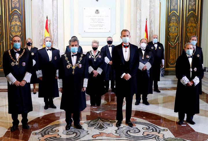 Felipe VI junto con Carlos Lesmes, presidente del Consejo General del Poder Judicial, durante la apertura del año judicial, el pasado 7 de septiembre.