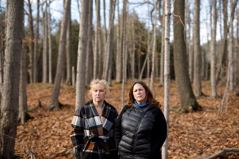 Kara Ferreira and her sister Heather Arthur lost their mother Elise Arthur during an outbreak of COVID-19 at Grace Manor home in Brampton, Ont. The sisters were photographed in Wasaga Beach, Ont. on Nov. 28, 2020.