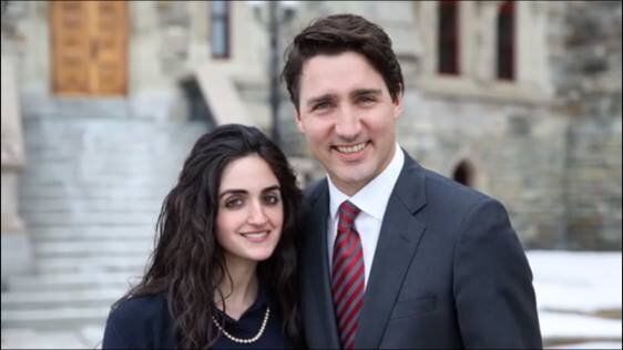 Η Εμμανουέλα Λαμπρόπουλος μαζί με τον πρωθυπουργό του Καναδά