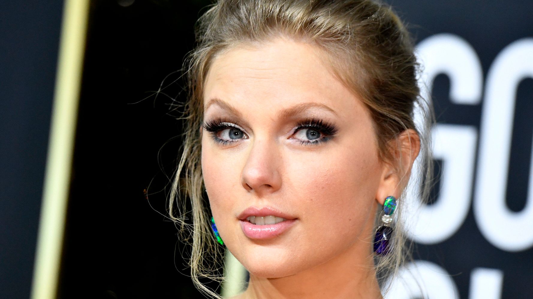 泰勒·斯威夫特 (Taylor Swift) 的粉丝可能会在“爱情故事”视频中向踏板车布劳恩 (Scooter Braun) 点头致意