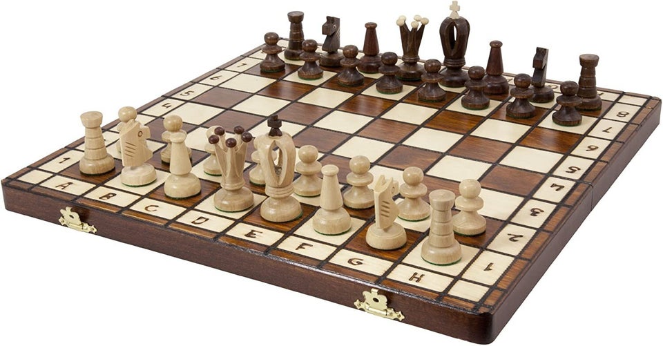 5 of the most stylish chess sets to impress The Queen's Gambit fans