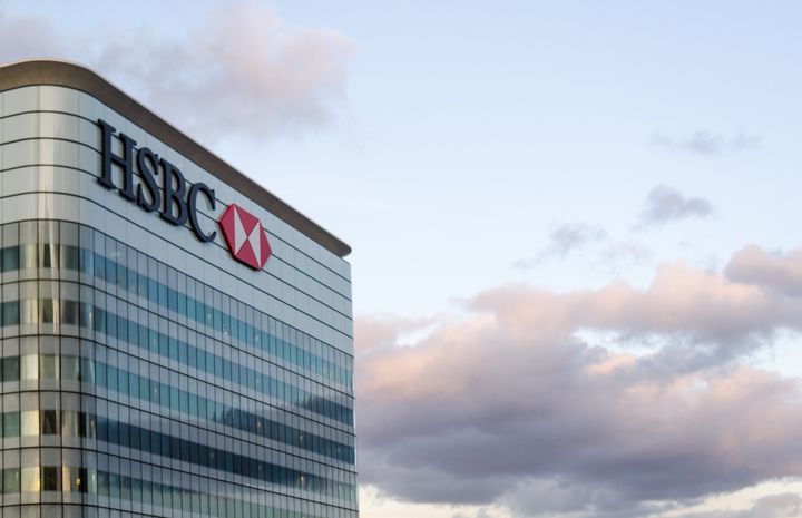 The HSBC logo tops a skyscraper in London, U.K., Feb. 27, 2015. HSBC is offering a record low 0.99 per cent mortgage in Canada.