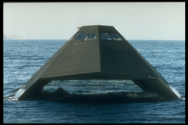 Sea Shadow: Το «αόρατο» πολεμικό πλοίο που δεν τέθηκε ποτέ σε
