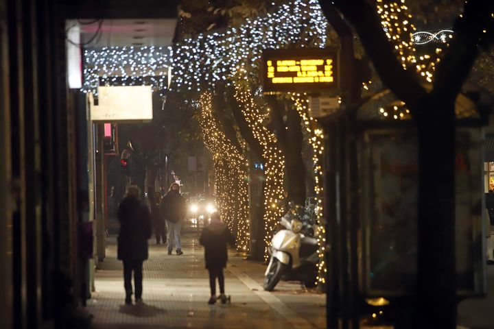 Χριστουγεννιάτικος διάκοσμος στους δρόμους στης Θεσσαλονίκης