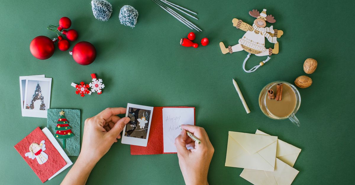 Making christmas. Новогодняя открытка своими руками. Christmas Card. Новогодние открытки для украшения комнаты идеи. Write Christmas Cards.