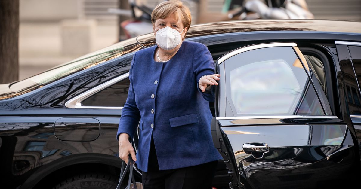 And now Merkel is chasing Hungary and Poland: ahead to the bitter end