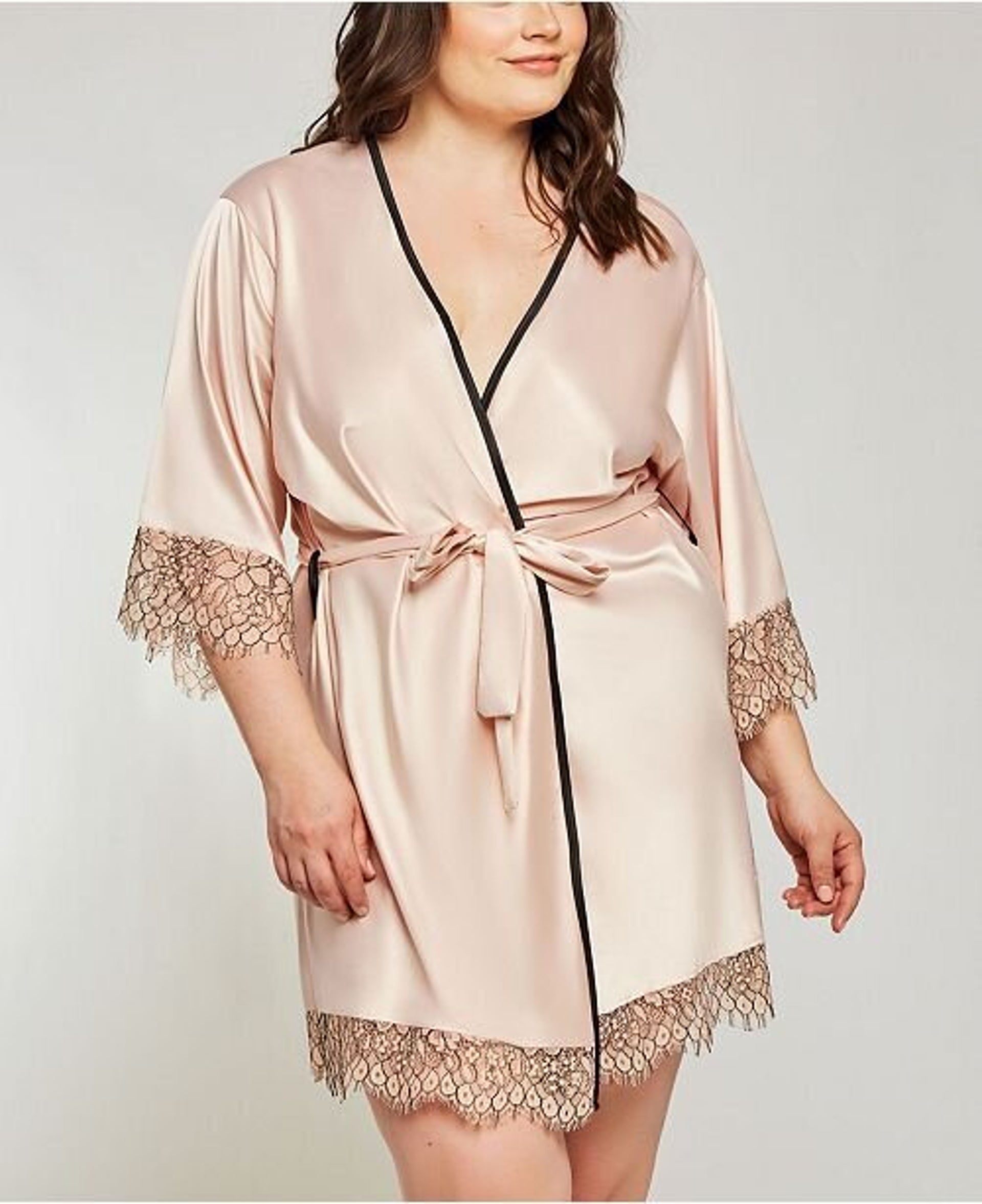 16 Fancy, Luxe Robes To Wear To Your Virtual New Year's Eve Party ...