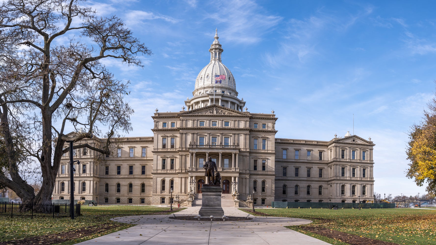 michigan-senate-house-close-offices-due-to-threats-ahead-of-electors