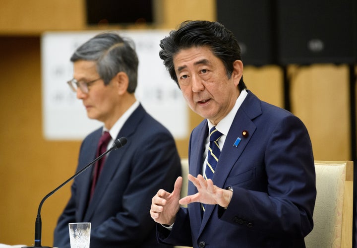 尾身茂氏と安倍晋三前首相