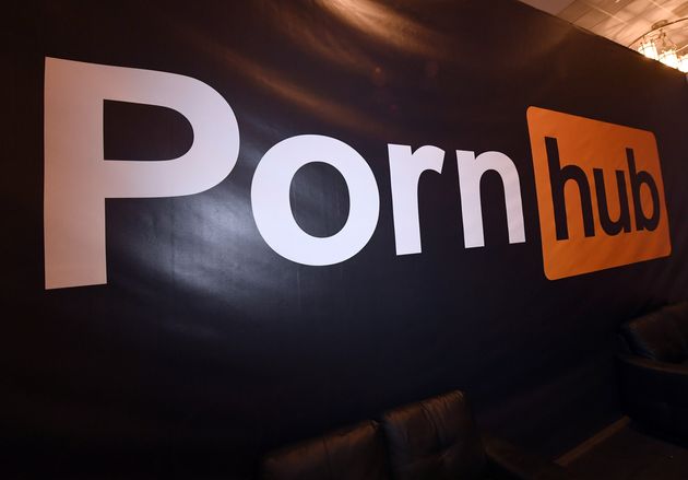 Pornhub especially aims to convince Visa and Mastercard to recover their means of payment, disabled ...