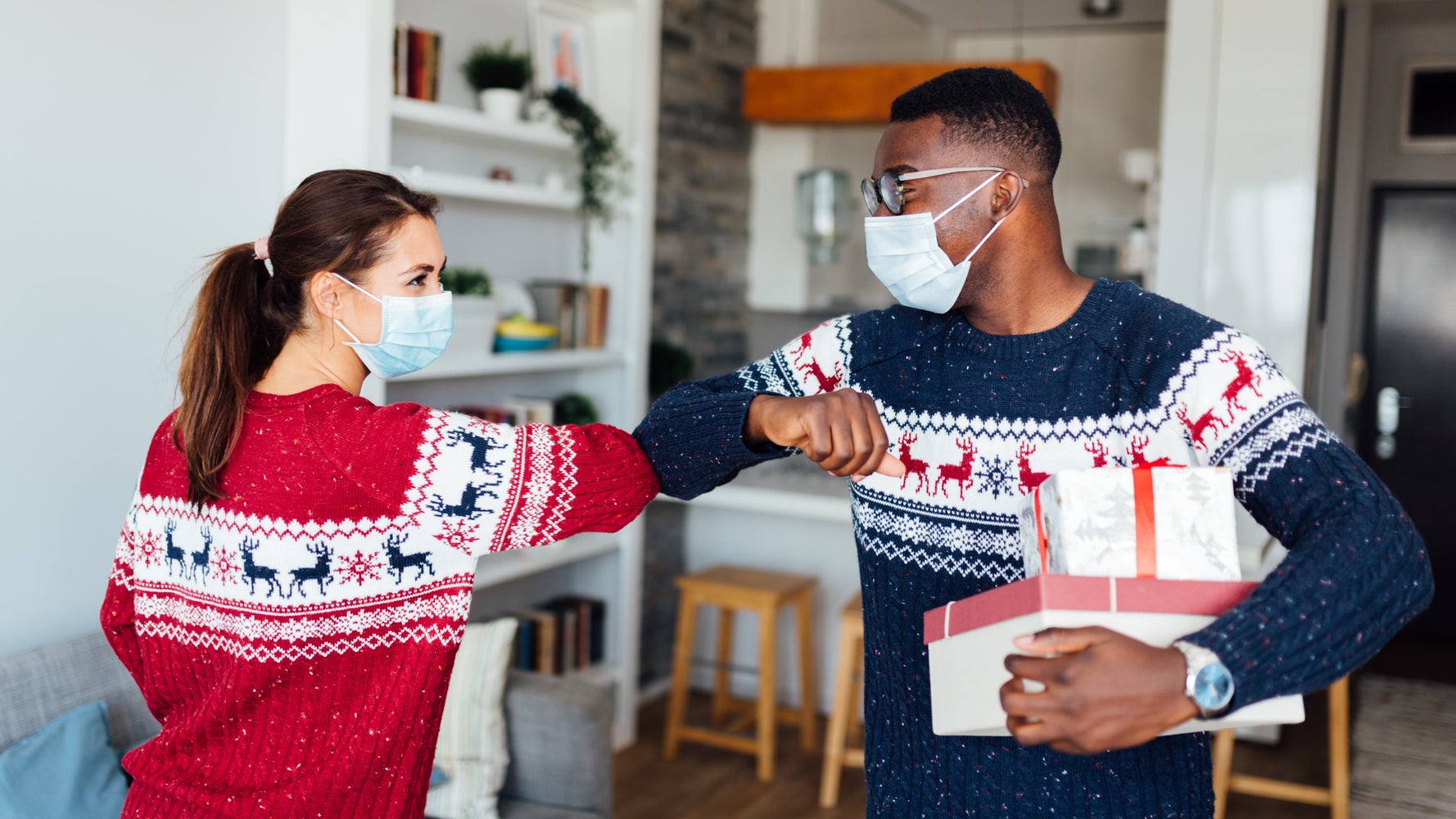 Can You Go Home To Family For Christmas What To Know About Provincial Covid 19 Restrictions Huffpost Canada News Can You Go Home To Family For Christmas What To Know About Provincial Covid 19 Restrictions Huffpost Canada News