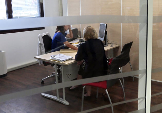 Le bureau d'une conseillère Pôle emploi, à Pontault-Combault, le 10 septembre 2012 (Photo JACQUES DEMARTHON / AFP)