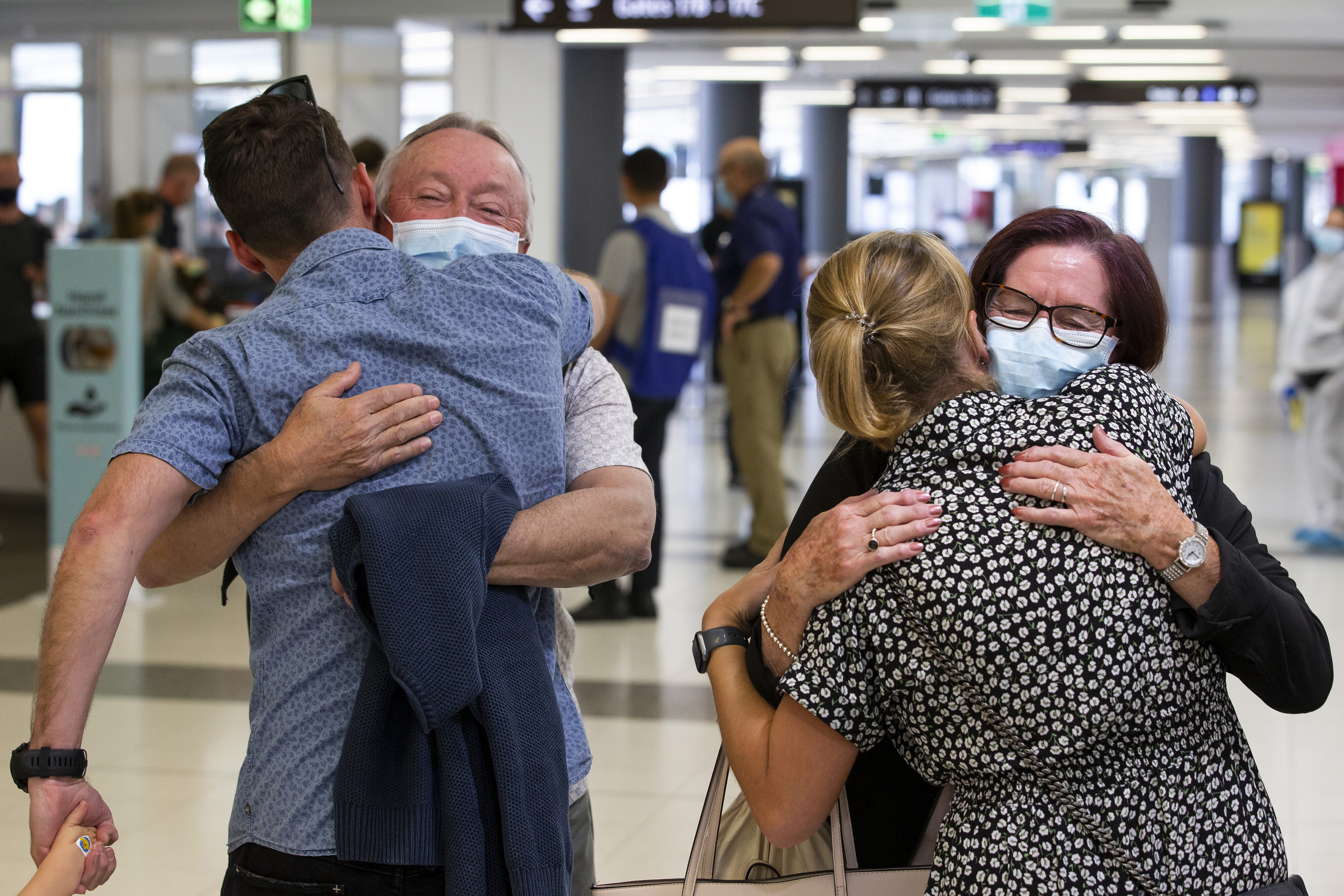 While domestic state and territory border bans have been lifted, Australians will have to wait much longer to travel overseas to visit loved ones. 