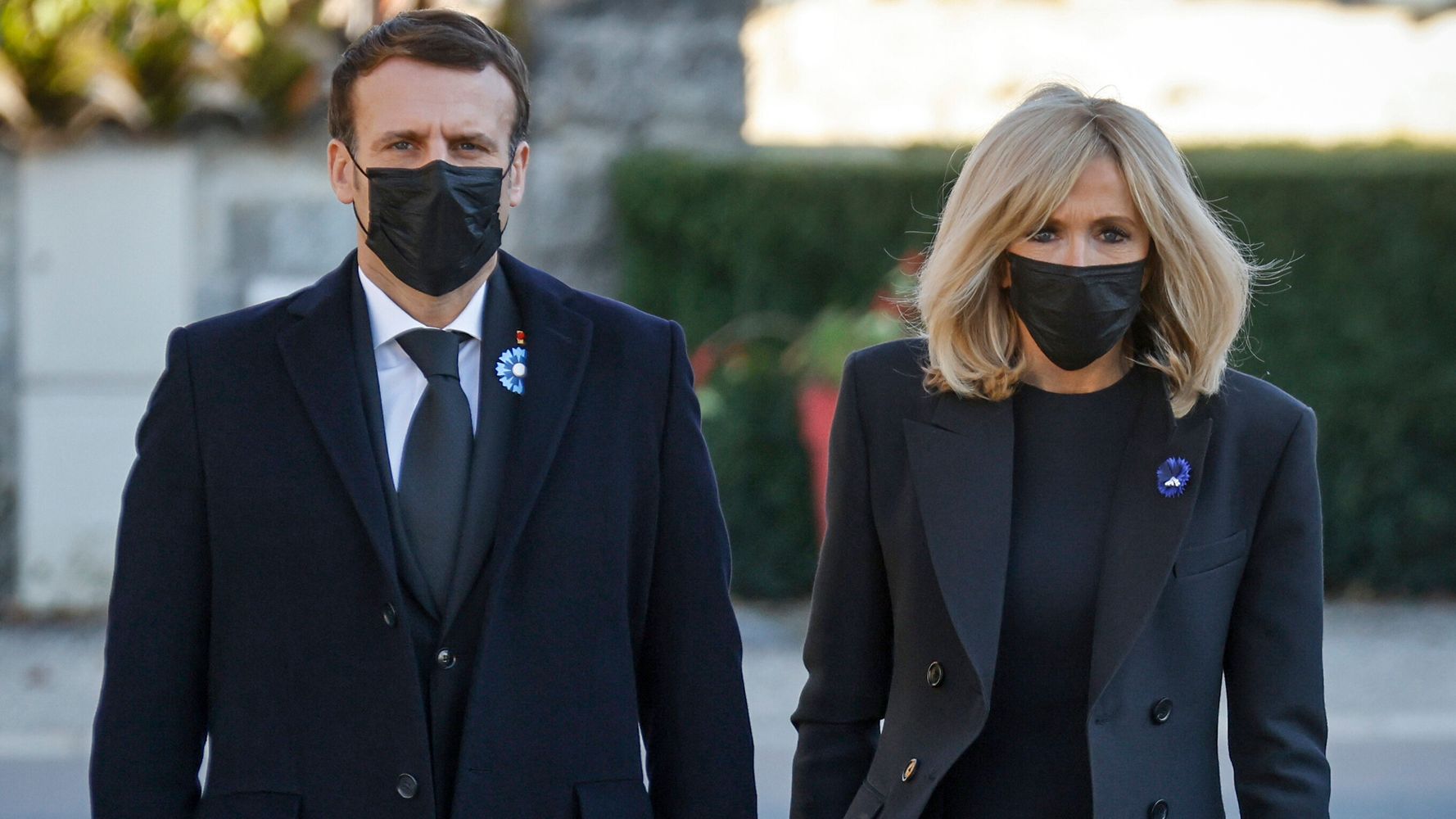 Brigitte Macron Cas Contact De Son Mari Testee Negative Le Huffpost