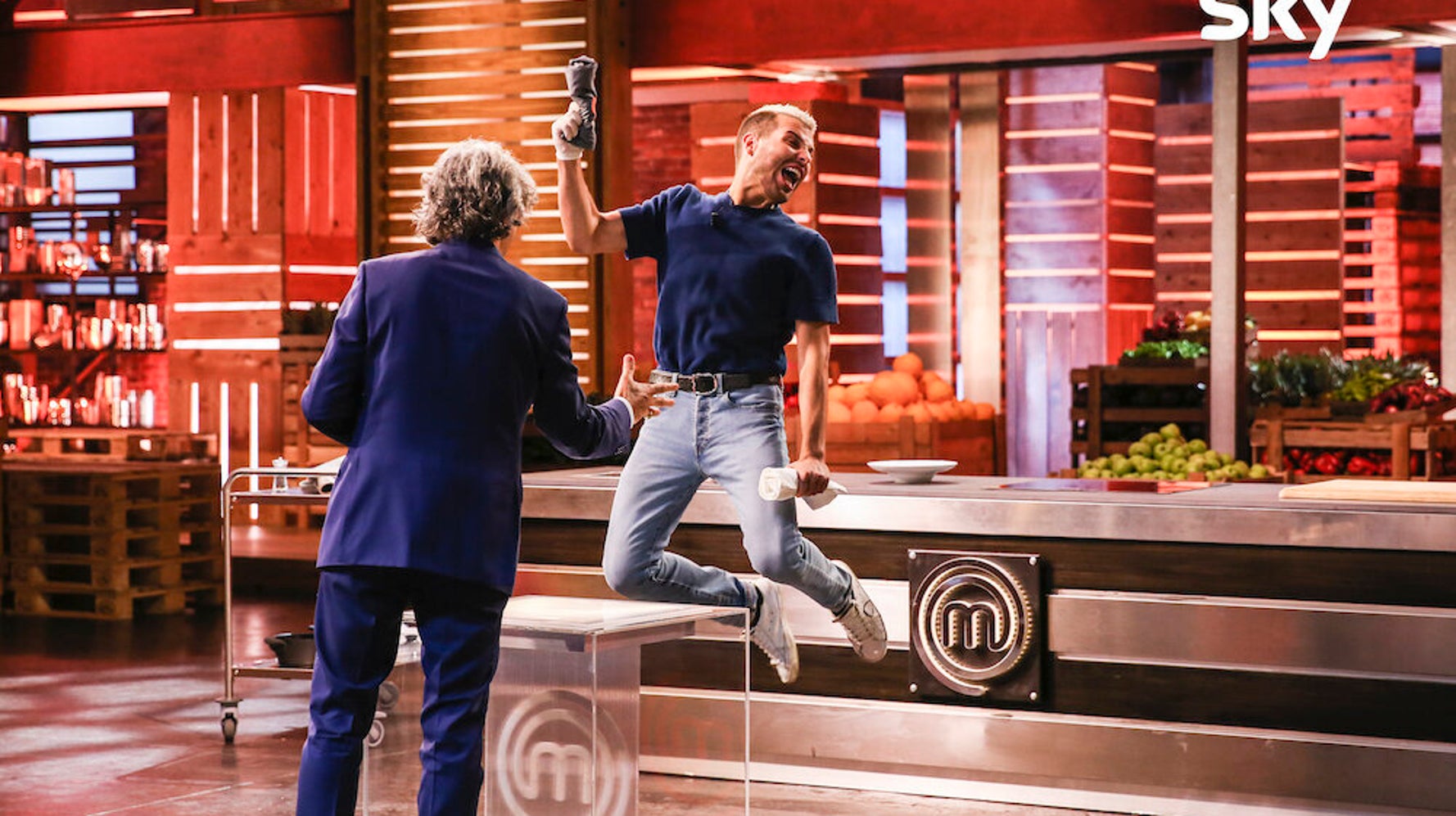 masterchef 10 parte con 5 concorrenti barbieri spietato locatelli e cannavacciuolo piu umani huffpost italia life