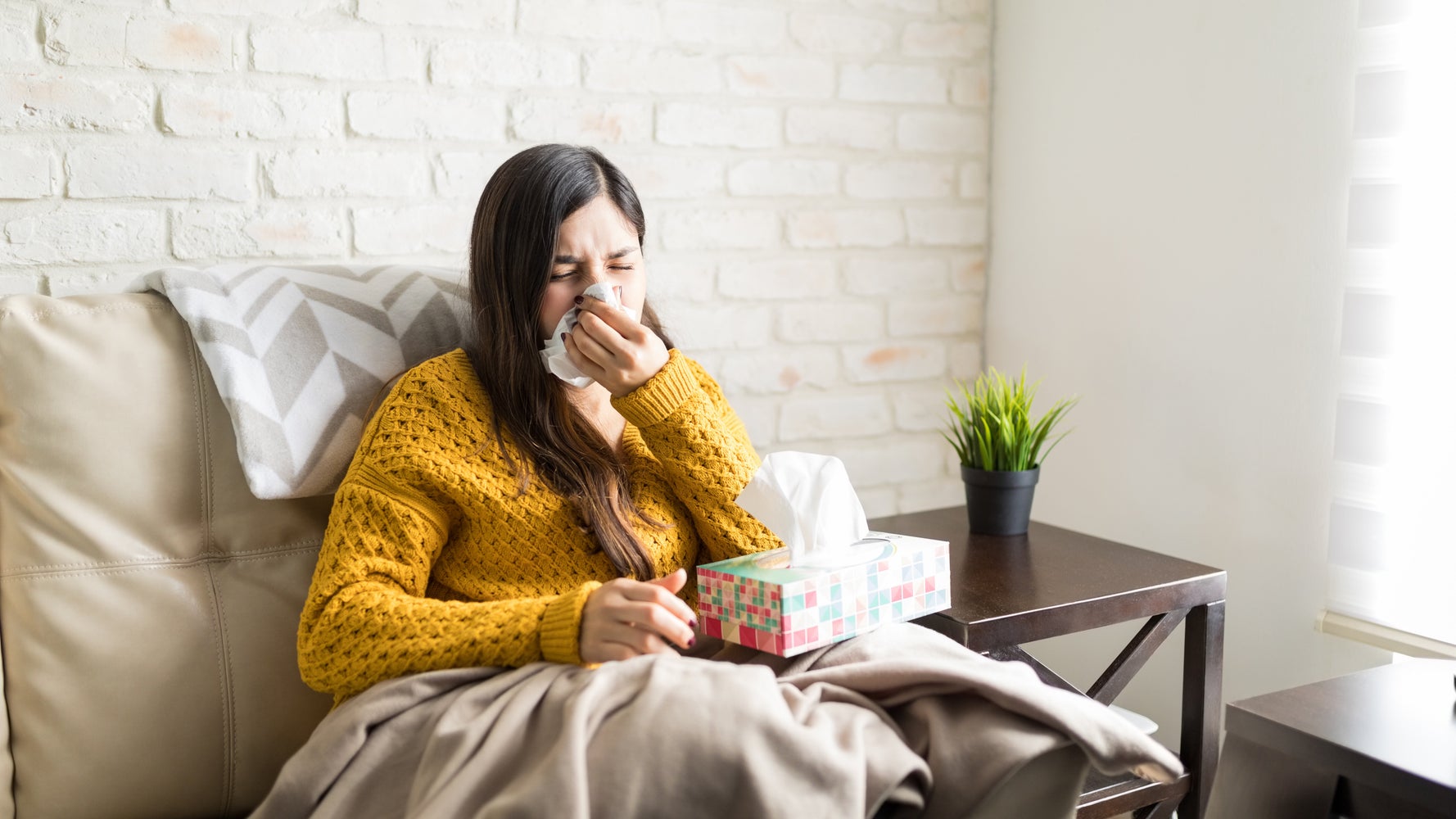 Do You Have A Winter Health Issue Or COVID-19? Here's How To Tell. - Vimarsana News
