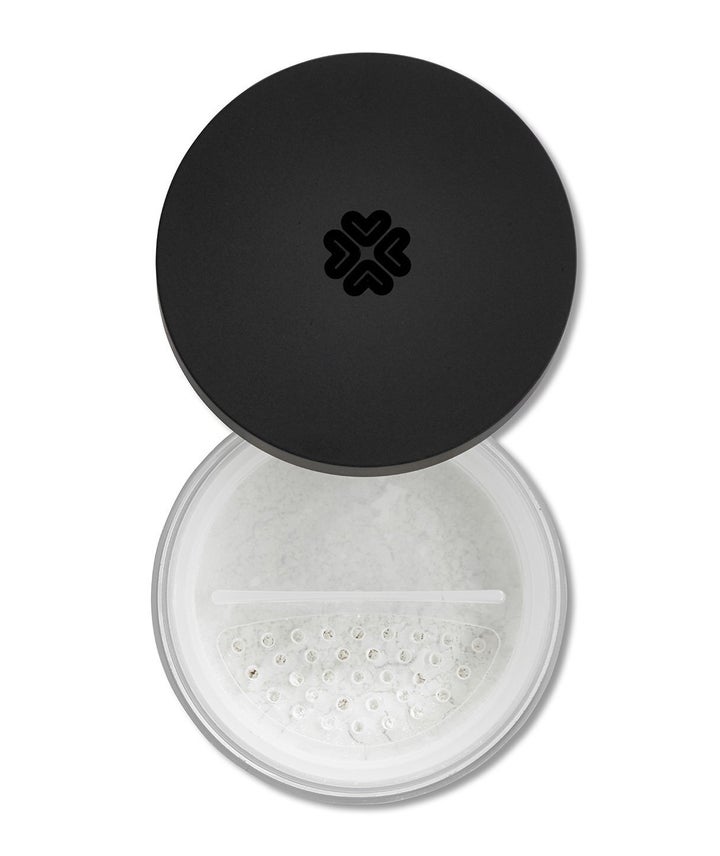 Poudre de finition Flawless Matte (sans produit chimique) - LILY LOLO - <a href="https://beautieslab.co/products/poudre-de-finition-flawless-matte?_pos=1&_sid=7d49ababa&_ss=r" target="_blank" rel="noopener noreferrer">36$</a>
