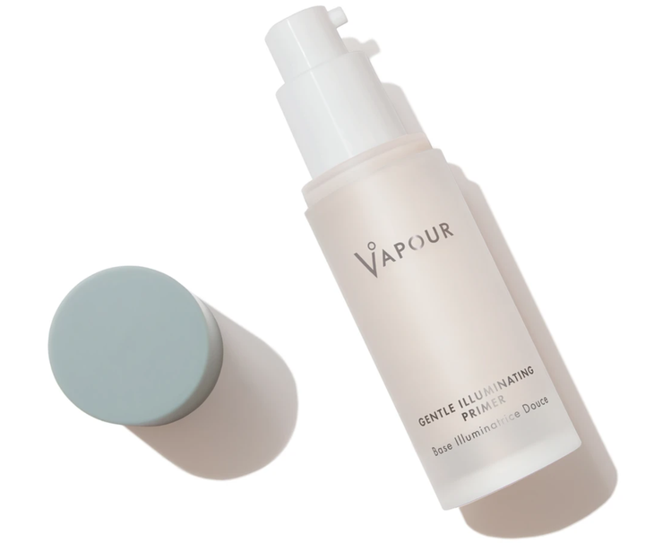 Base illuminatrice sans silicones - Vapour - <a href="https://beautieslab.co/products/base-de-maquillage-illuminatrice?_pos=1&_sid=85256bba0&_ss=r" target="_blank" rel="noopener noreferrer">82$</a>