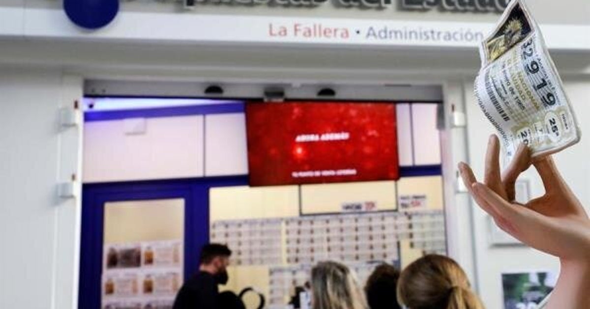 El 52.472: tercer premio de la lotería de navidad 2020 Comprueba aquí tu décimo de la Lotería de Navidad 2020 | El HuffPost