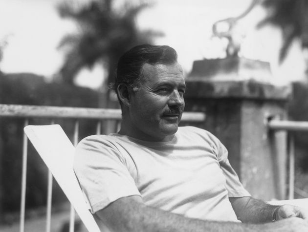 Quand Claude Brasseur parlait de son parrain Ernest Hemingway (photo d'illustration: l'écrivain...