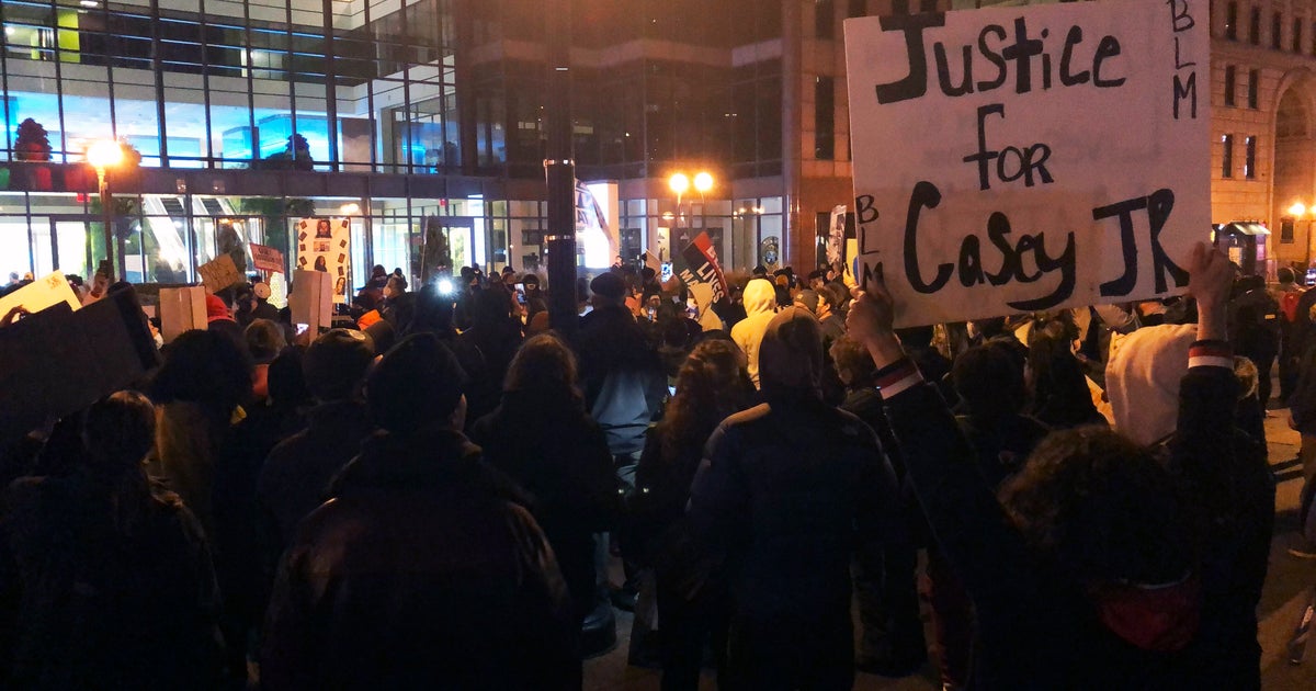 Ohio Mayor Urges Firing Of Cop Who Fatally Shot Unarmed Black Man ...
