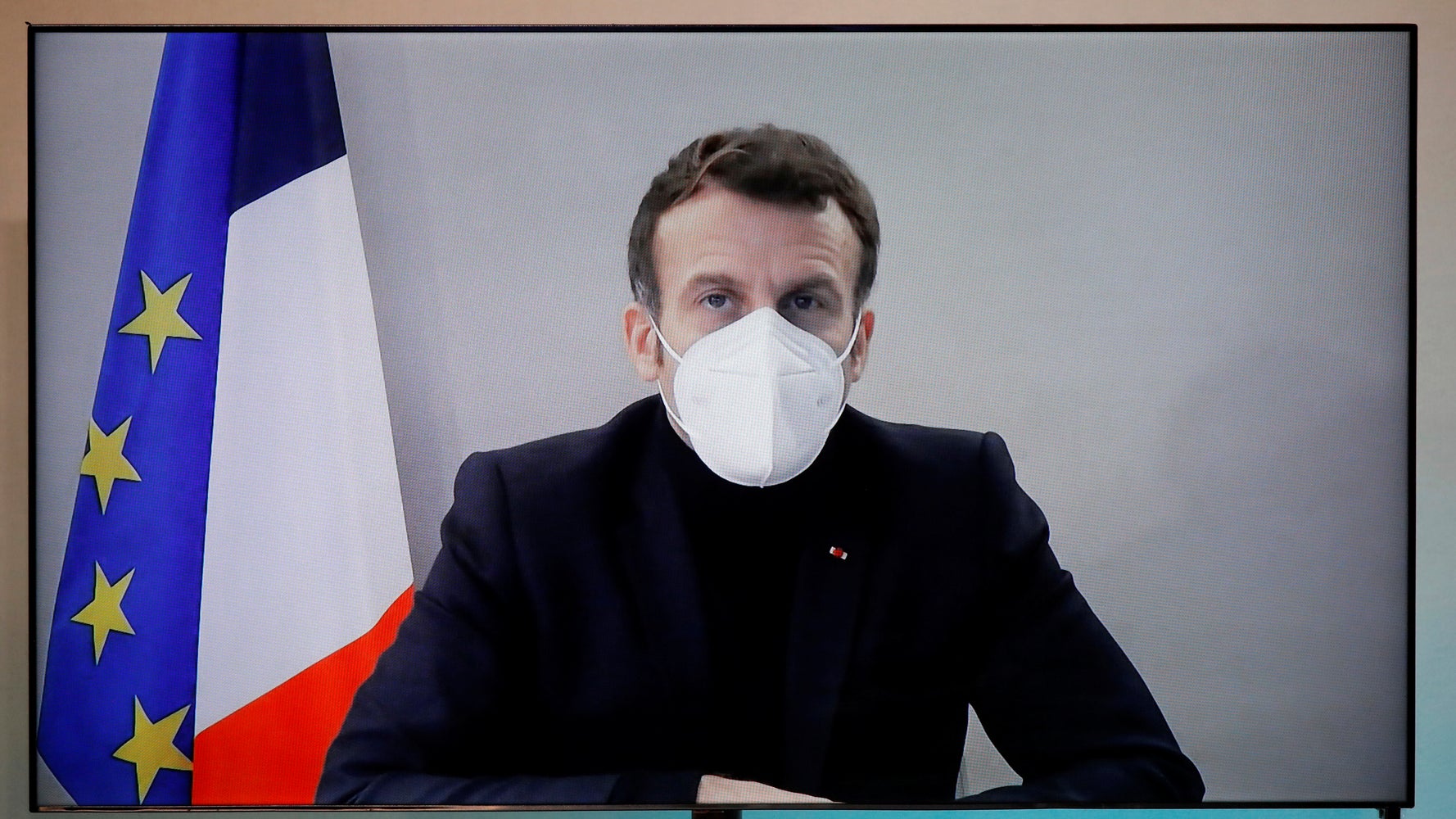 Sur L Identite Nationale La Position D Emmanuel Macron Sent Le Rechauffe Le Huffpost Sur L Identite Nationale La Position D Emmanuel Macron Sent Le Rechauffe Le Huffpost