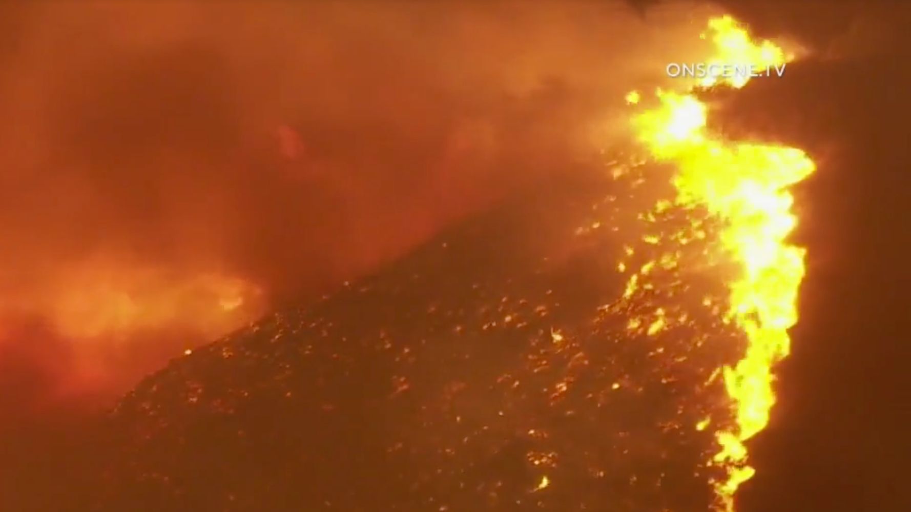 California Brush Fire At U S Marine Bases Forces Christmas Eve Evacuations Huffpost