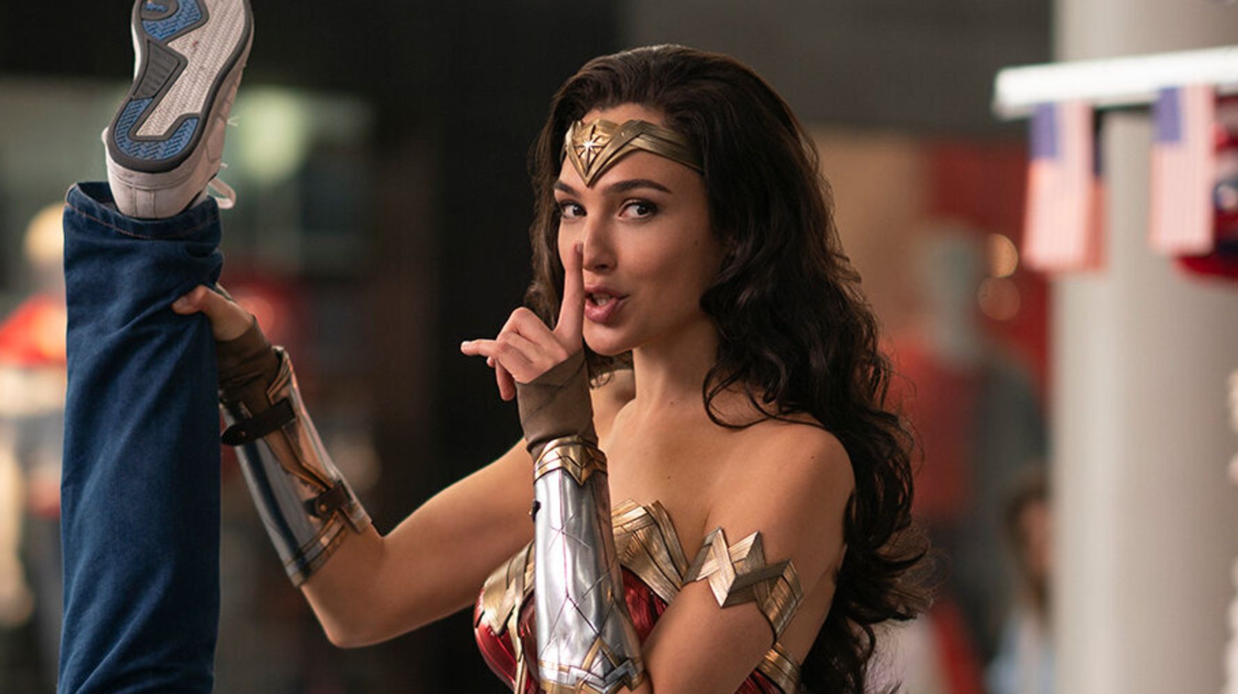 Gal Gadot Opens Up About Wonder Woman 1984, '80s Fashion, Spoilers, Chris  Pine - Parade