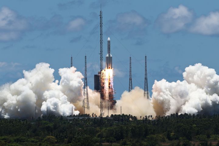 23 Ιουλίου 2020 το κινεζικό διαστημικό σκάφος το «Tianwen-1» «ερωτήσεις στον παράδεισο» βρίσκεται στο δρόμο για τον Άρη.