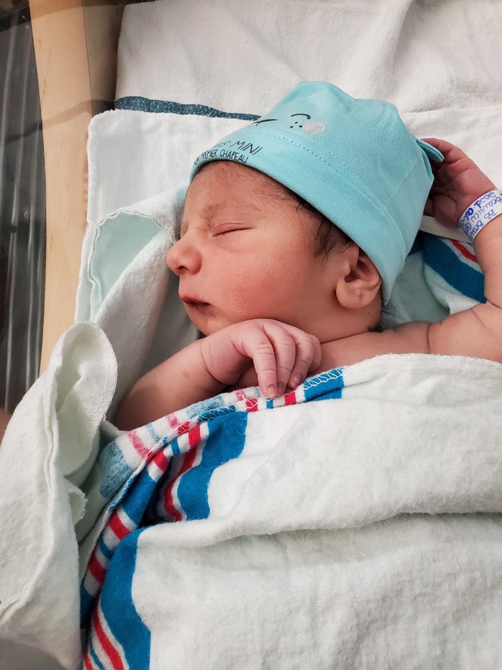 Le Petit Arthur Pourrait Etre Le Premier Bebe De 21 Au Quebec Huffpost Null Le Petit Arthur Pourrait Etre Le Premier Bebe De 21 Au Quebec Huffpost Null