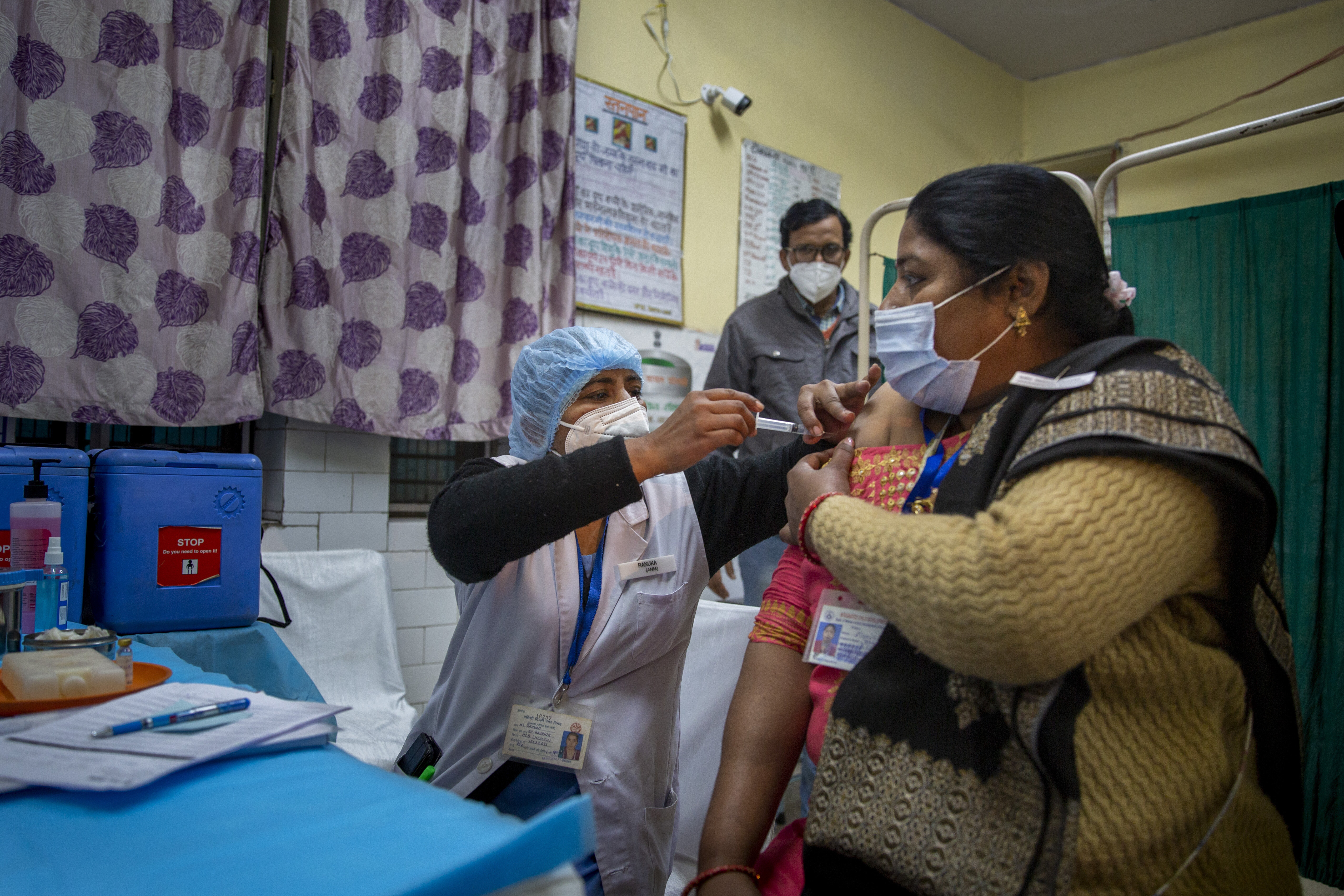 Covid-19: l'Inde autorise deux vaccins dont celui d'AstraZeneca